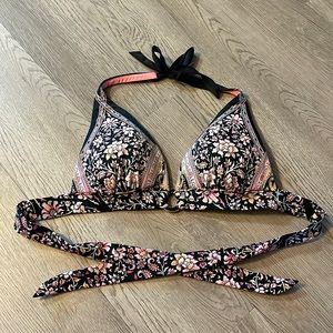 Victoria’s secret bikini top